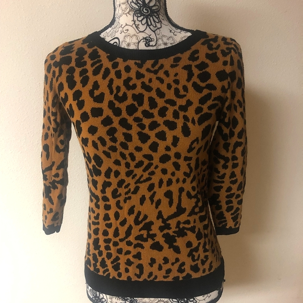 🎄☃️Talbots leopard printer sweater, sz Sm ☃️🎄
